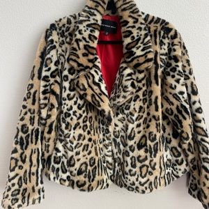 Faux fur Leopard cheetah print crop jacket - xl